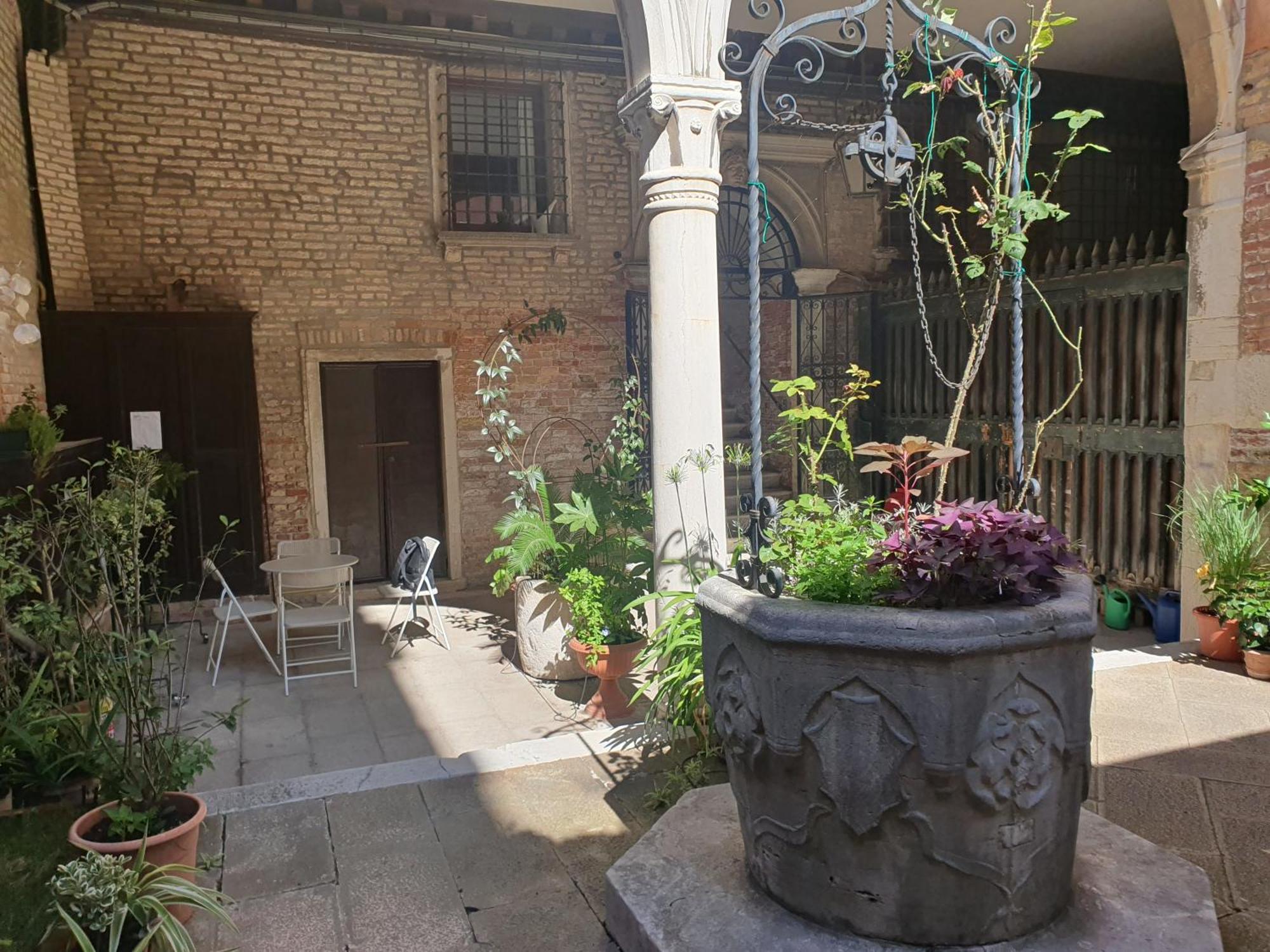Al Mezzanino, Palazzo Torniello Leilighet Venezia Eksteriør bilde