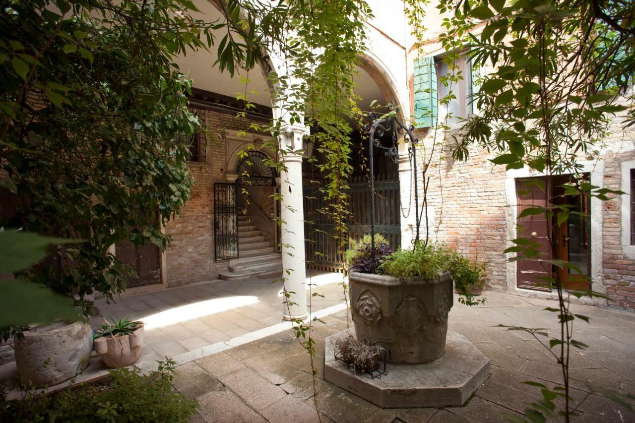 Al Mezzanino, Palazzo Torniello Leilighet Venezia Eksteriør bilde